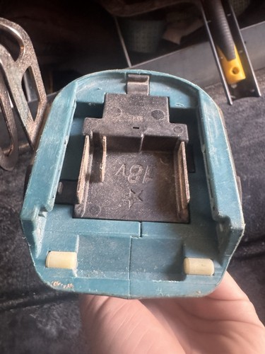 Makita dhp490z 6 - 6,